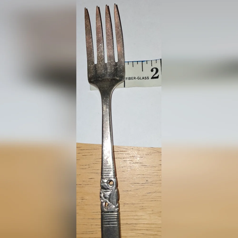 COMMUNITY SILVER (PLATED?) SALAD FORKS (4)